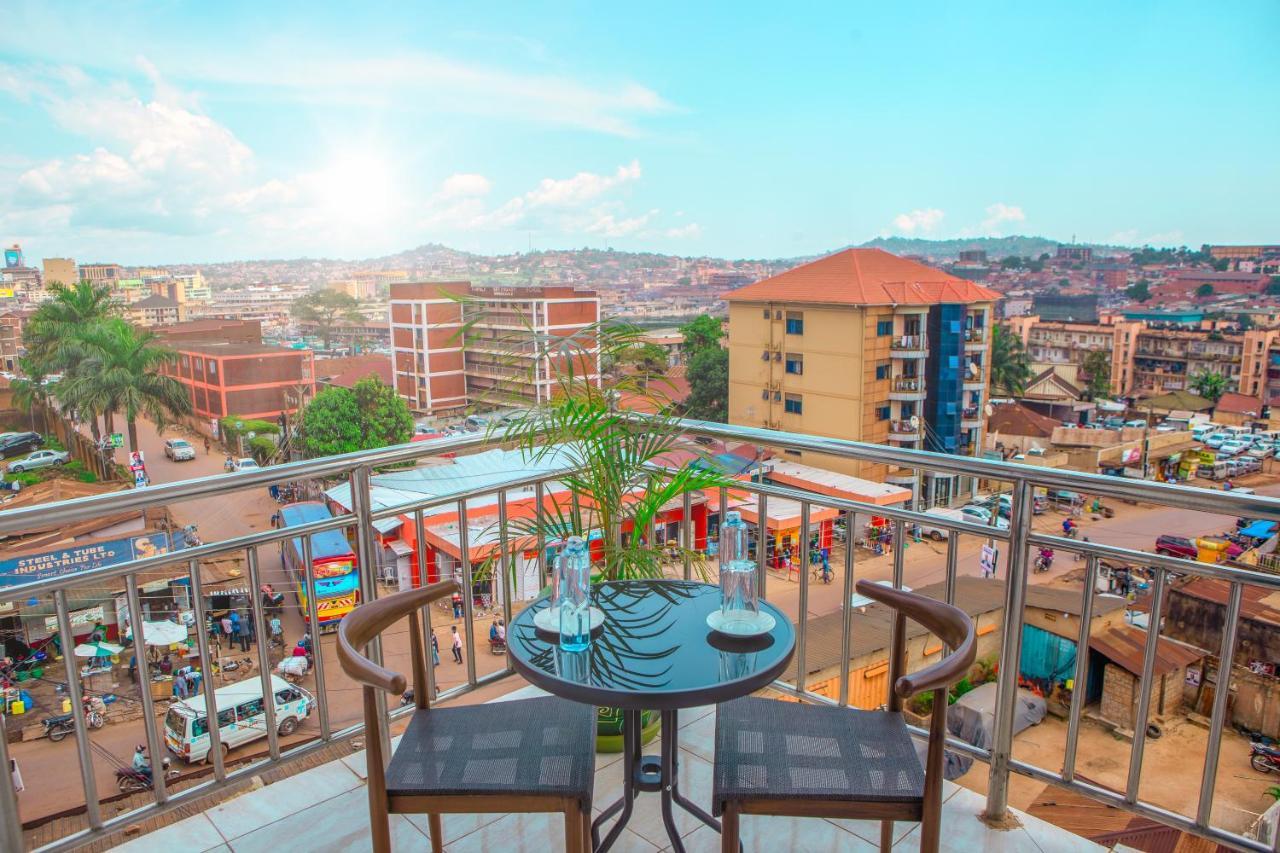Bukandula Hotel Kampala Exterior foto